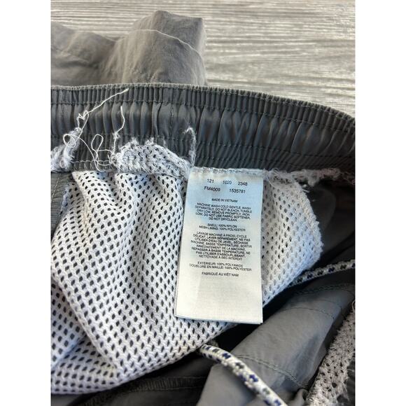 Columbia PFG Fishing Swim Trunks Gray Omni-Shade Nylon W/Pockets Men XXL - Picture 9 of 9